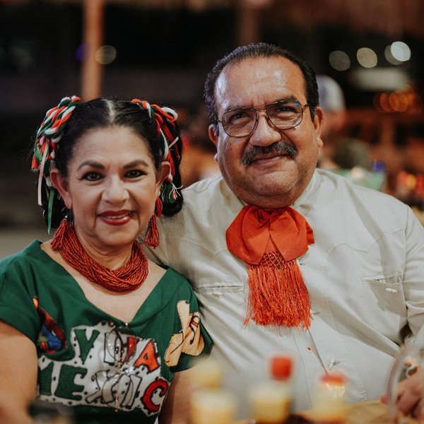 Clientes de Mariscos El Pelón Sinaloense